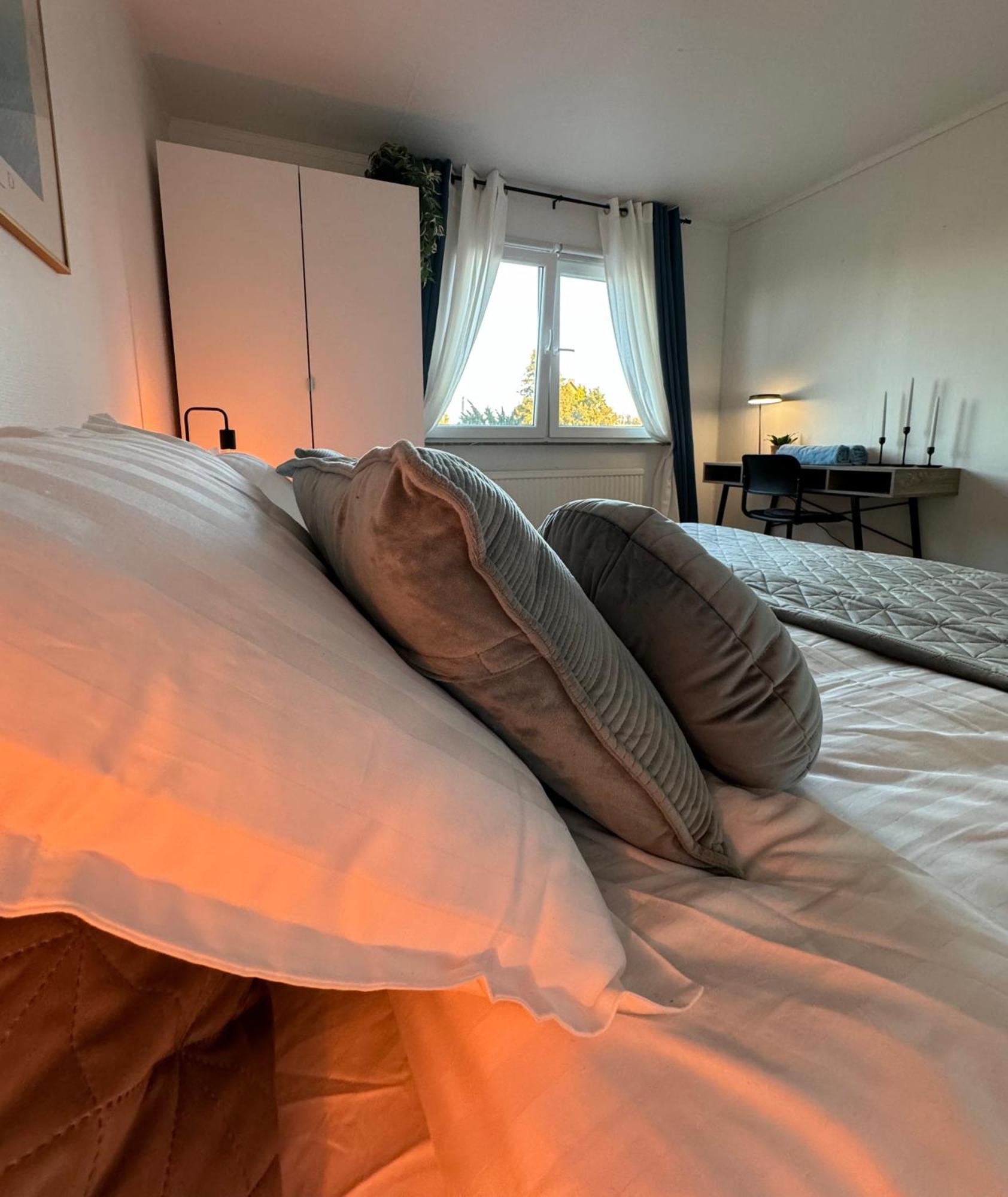 So Easy Stay, Homestay